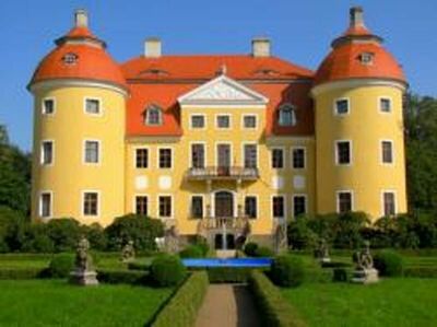 schloss-milkel_1543440384952_1750736373863